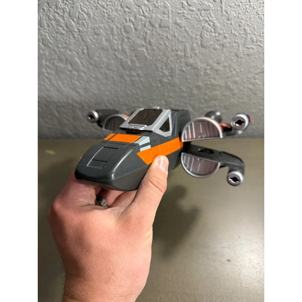 Hasbro Playskool Star Wars Galactic Heroes Poe's X-Wing